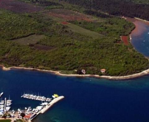Fantastic waterfront land in Porec area - for 5***** golf course project with hotel, villas and apartments planned - pic 4