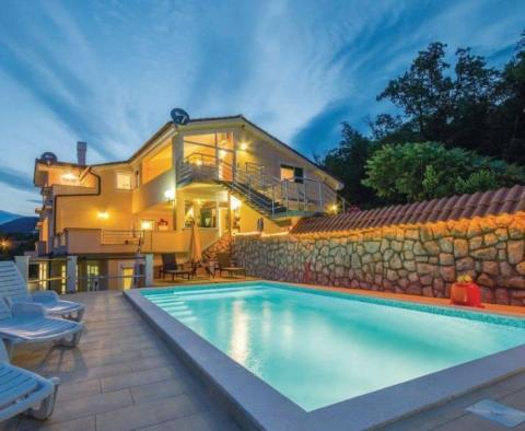 Schöne Villa in Veprinac mit Swimmingpool und fantastischem Meerblick - foto 10