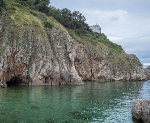 Maison romantique au bord de la vieille ville médiévale avec une vue fantastique sur la mer - pic 20