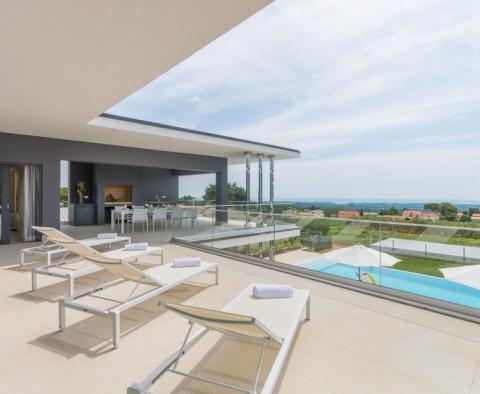 Villa 5***** étoiles ultra-luxe dans la région de Porec à Kastelir - pic 6