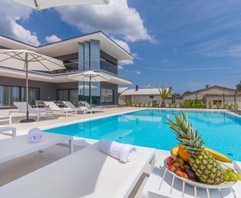 Ultra-luxury 5***** star villa in Porec area in Kastelir  - pic 18