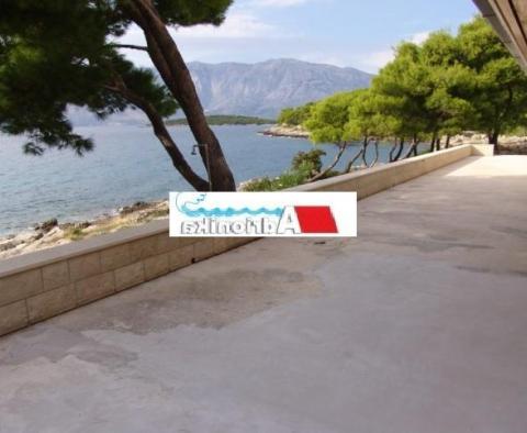 Unique waterfront villa on Brac island on 11000 m2 of seafront land - pic 9