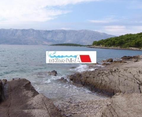 Уникальная вилла на берегу моря на острове Брач на 11000 м2 земли у моря - фото 35