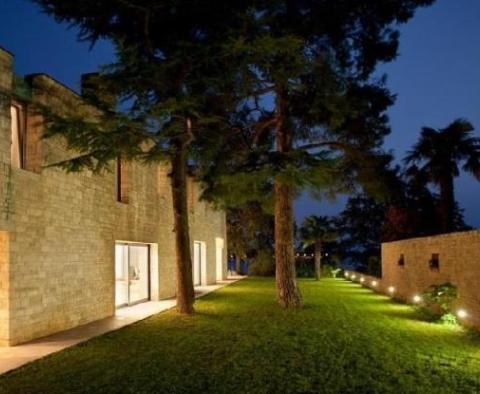 Villa de première ligne d'architecture exceptionnelle avec plage privée - propriété unique en Istrie ! - pic 22