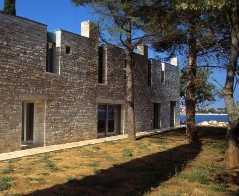 First line villa of outstanding architecture with private beachline - unique property for Istria! - pic 24