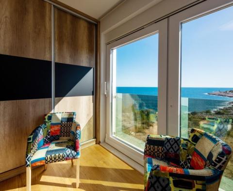 Brandneue Villa am Meer in ruhiger Umgebung von Rogoznica mit herrlichem Meerblick – JETZT FERTIG! - foto 28