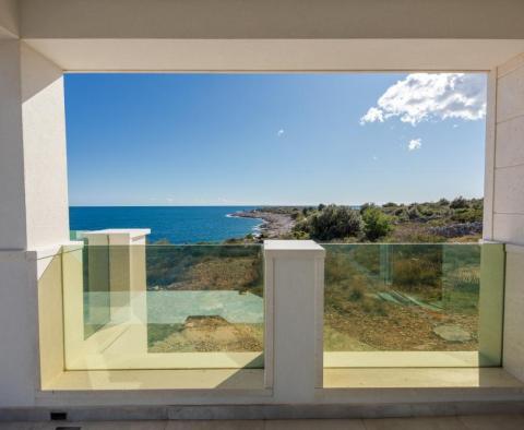 Villa flambant neuve en bord de mer dans la banlieue paisible de Rogoznica avec une magnifique vue sur la mer - MAINTENANT PRÊTE ! - pic 49