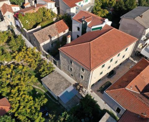 Hôtel nouvellement construit à Skradin sur la première ligne de la mer, idéal pour séjourner près des cascades de Krka - pic 3