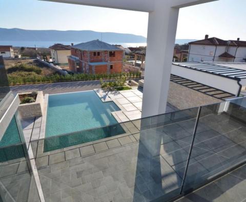 Luxury urban villa with a pool and sea view, Krk - pic 12