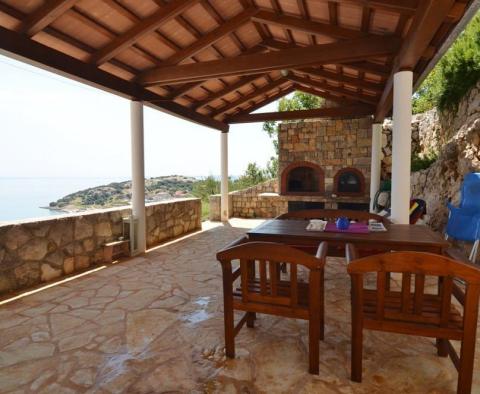 Villa with pool and panoramic sea view, in an attractive location just 250 meters from the sea! - pic 15