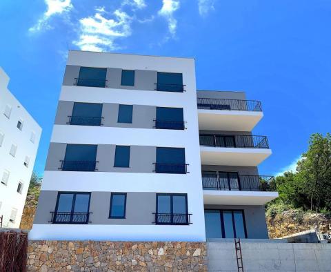 Boutique complex with swimming pool of 8 luxury apartments in Crikvenica - pic 2