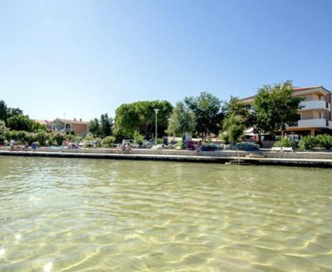 Hôtel 4**** au bord de l'eau avec restaurant dans la région de Zadar - pic 3