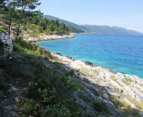 Terrain au bord de l'eau à vendre sur l'île de Korcula à Prigradica, avec permis de construire valide pour villa de luxe, avec possibilité d'amarrage pour un yacht - pic 20