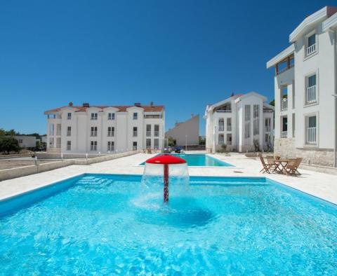 New 5 star apart-complex just 150 meters from the sea with swimming pools, social areas - pic 3