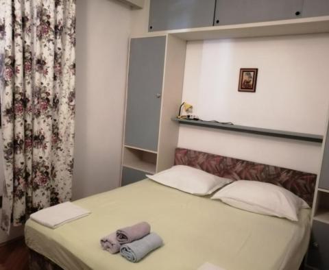 Vízparti minihotel Podgorában, közvetlenül a kikötővel szemben - pic 16