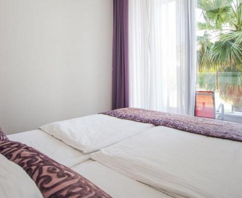 Plážový hotel na prodej v luxusním předměstí super populárního Splitu! - pic 10