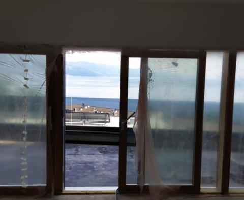 Deux penthouses rares à vendre à Rijeka, région de Kantrida avec de belles vues sur la mer - pic 34