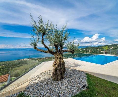 Offre extraordinaire - belle villa en pierre à Icici avec une vue imprenable sur la mer - pic 2