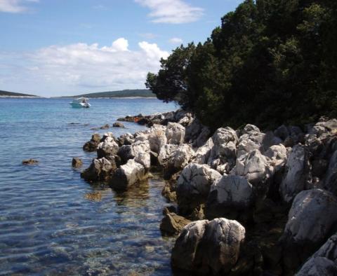 Egyedülálló lehetőség, hogy saját szigetének mesterévé váljon Mali Losinj közvetlen közelében - pic 3