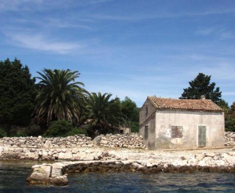 Unique opportunity to become a master of your own island in close vicinity to Mali Losinj - pic 9