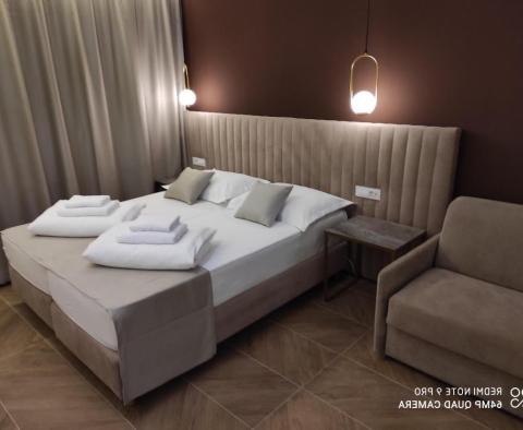 Nagyszerű ajánlat-szálloda eladó Split központjában, 500 méterre a tengertől - pic 19