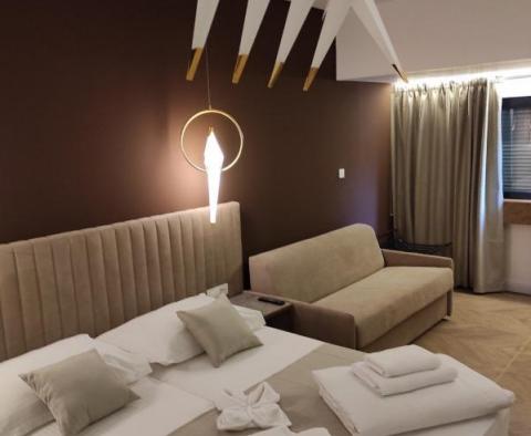 Grande offre-hôtel à vendre dans le centre de Split à 500 mètres de la mer - pic 22