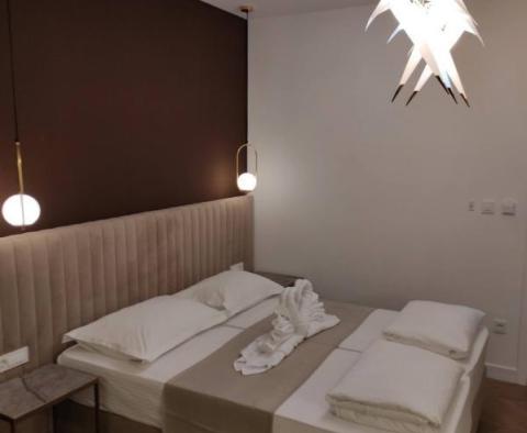 Skvělá nabídka-hotel na prodej v centru Splitu 500 metrů od moře - pic 24