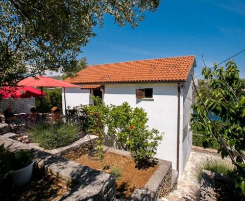 Attractive apart-house with 4 apartments for sale in Bobovisce on Brac, second row to the sea - pic 13