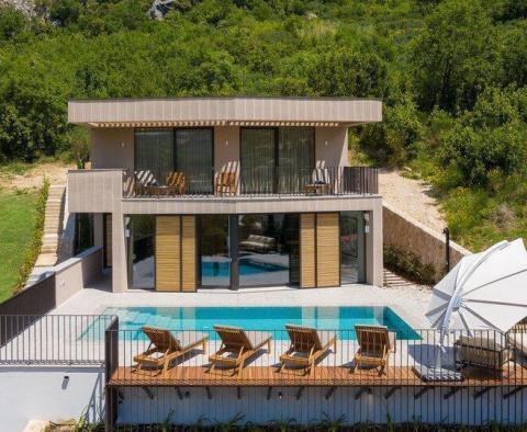 Villa neuve lumineuse à vendre à Dubrovnik avec piscine 