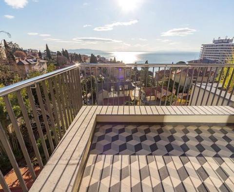 Appartement extraordinaire en étage élevé avec terrasse sur le toit à Opatija - pic 8