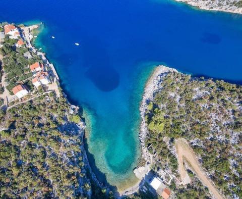 First line to the sea land plot for sale in Jelsa on Hvar - pic 10