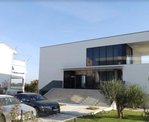 Fantastic modern newly built villa on the first construction line in Fazana area - pic 36