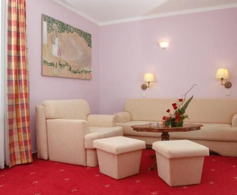 Beeindruckendes Hotel zum Verkauf in Gorski Kotar mit großem Potenzial - foto 6