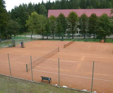 Působivý hotel na prodej v Gorski Kotar s velkým potenciálem - pic 13