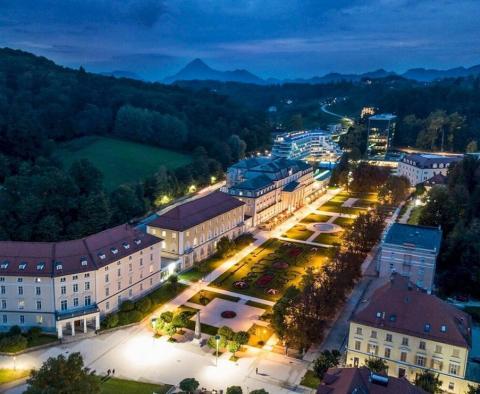 Das beste Hotel in Slowenien im Jahr 2020 steht jetzt zum Verkauf - ein einzigartiges Angebot 