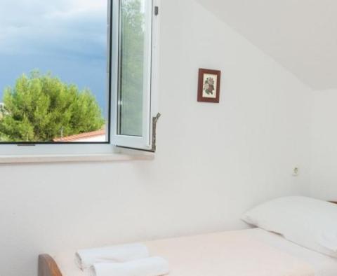 Immeuble de 6 appartements en première ligne de mer sur l'île de Brac - pic 16