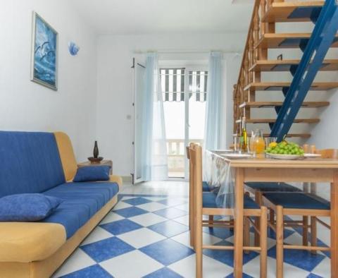 Immeuble de 6 appartements en première ligne de mer sur l'île de Brac - pic 21