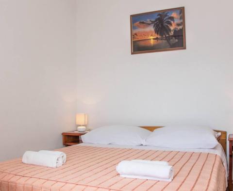 Immeuble de 6 appartements en première ligne de mer sur l'île de Brac - pic 44