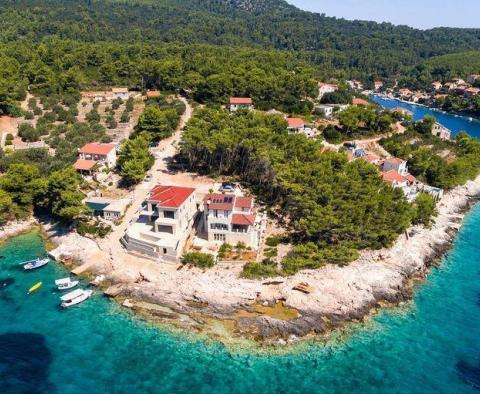 Csodálatos vízparti villa Korcula szigetén csónakkikötővel 