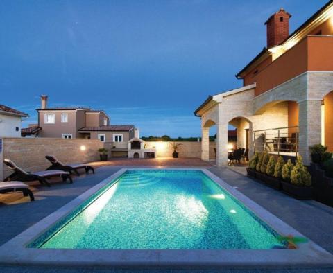 Spacious modernly furnished villa with a pool, Jadreški - pic 28