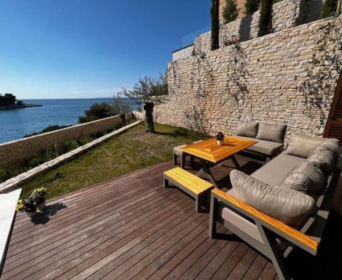 L'une des sept nouvelles villas en bord de mer à vendre dans la région de Sibenik dans une copropriété de luxe fermée - pic 14