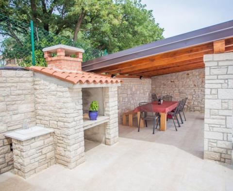 Villa with swimming pool in Porec outskirts - pic 17