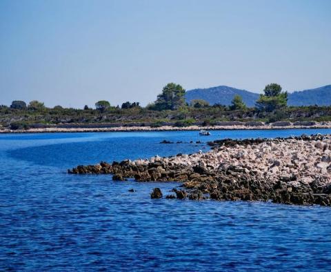 Jedinečná příležitost stát se pánem svého vlastního ostrova v těsné blízkosti Mali Lošinj - pic 32