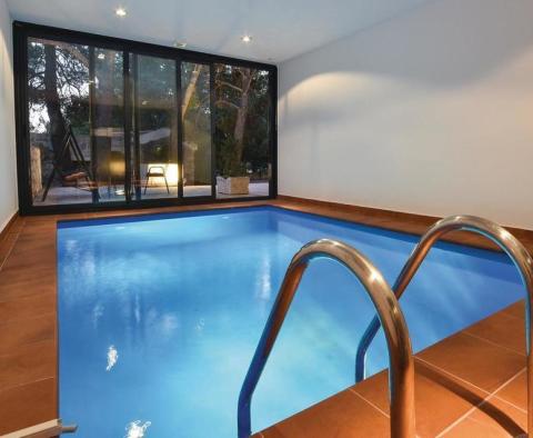 Luxury tourist property on Omis riviera, new 5***** hotel for sale - pic 3