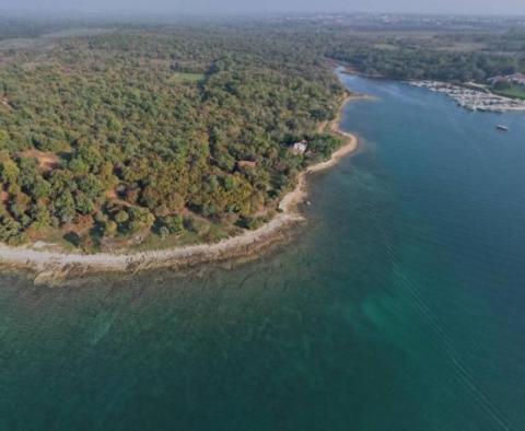 Fantastic waterfront land in Porec area - for 5***** golf course project with hotel, villas and apartments planned - pic 2