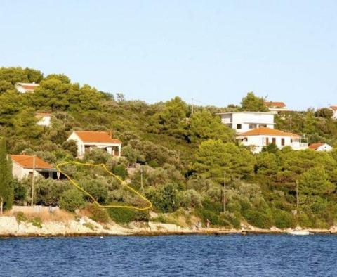 Tolles Angebot auf Solta - Land am Wasser von 1500 qm. für Luxusvilla 