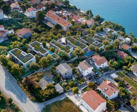 Hervorragende moderne Villa am Wasser mit Infinity-Pool in einer neuen Gemeinde auf Ciovo - foto 13