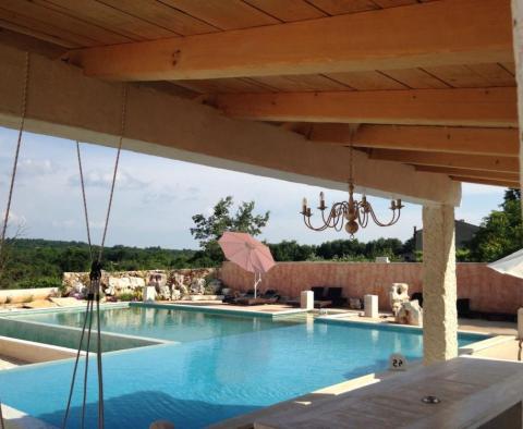 Luxury villa with pool of 150m2 in Sveti Petar u Sumi - pic 19