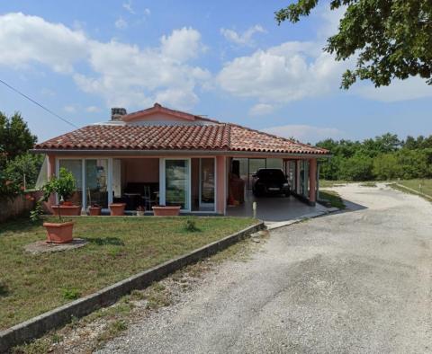 Exceptional offer in Marčana, house of 141m2 on 26 288 sq.m. of land 