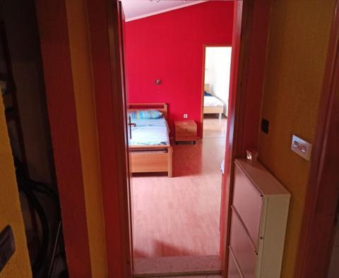 Außergewöhnliches Angebot in Marčana, Haus von 141m2 auf 26 288 qm. vom Land - foto 21